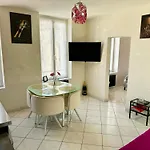 Frühstückspension La Petalerie D'hotes 3*