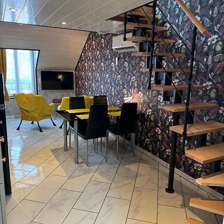 Apartment La Petalerie