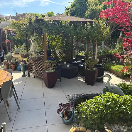 Frühstückspension La Petalerie D'hotes 3*
